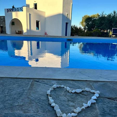 Iliopetra Studios Chrisi Akti (Paros) Exterior foto