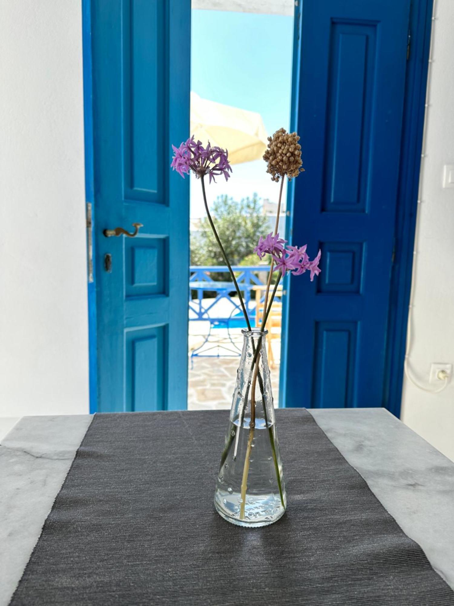 Iliopetra Studios Chrisi Akti (Paros) Exterior foto