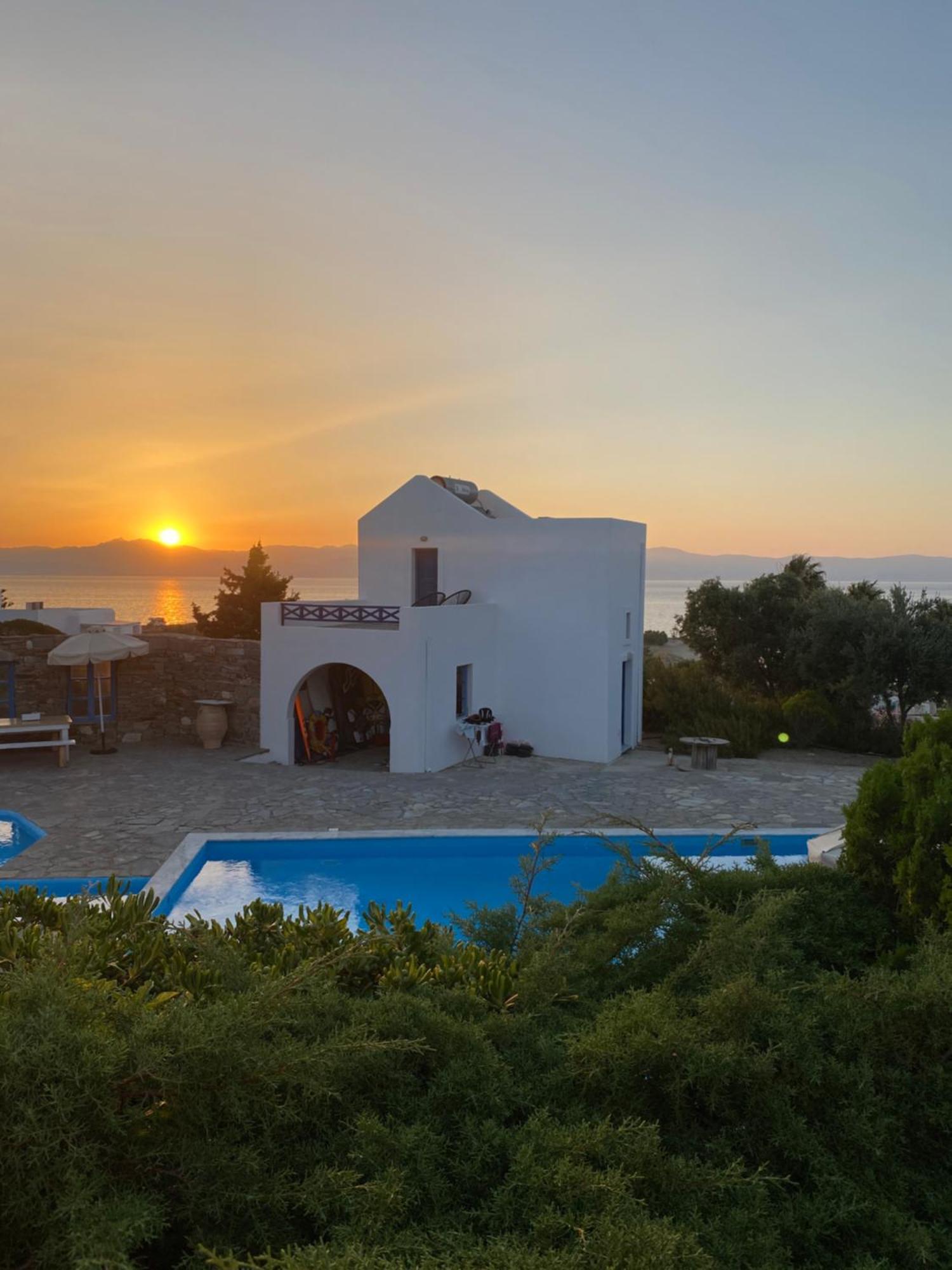 Iliopetra Studios Chrisi Akti (Paros) Exterior foto