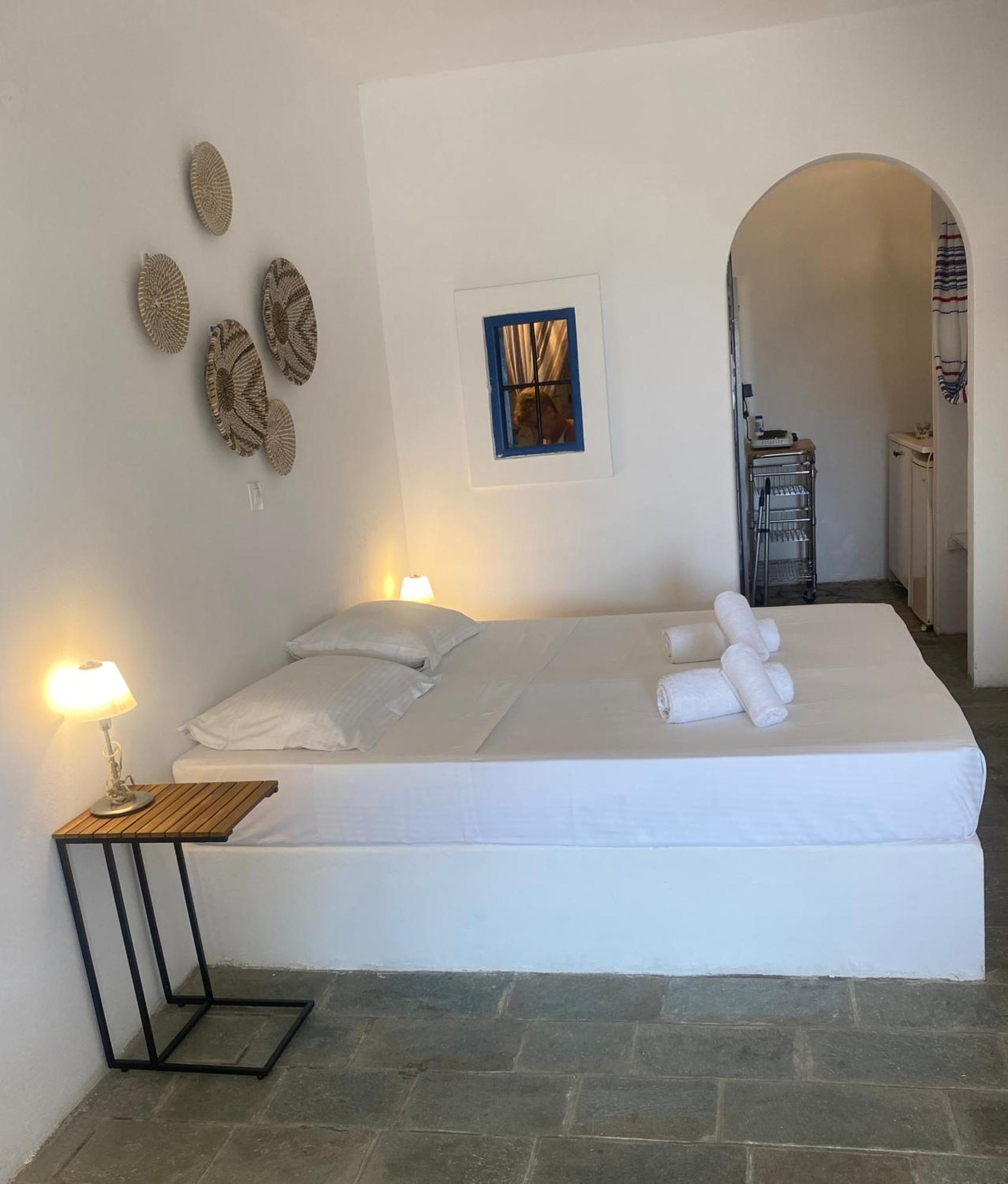 Iliopetra Studios Chrisi Akti (Paros) Exterior foto